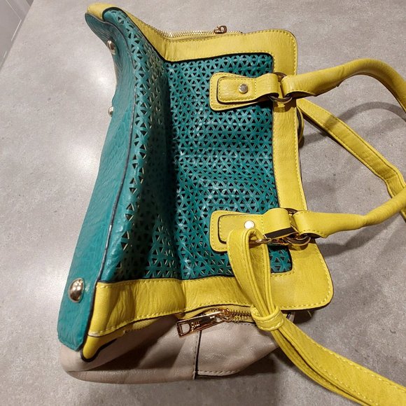 MELIE BIANCO "Leslie" Vegan Leather Handbag - Green/Yellow/Beige - Size Medium - Picture 5 of 10